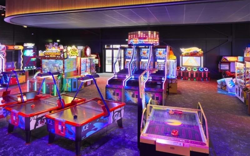 Arcade & Interactive Games